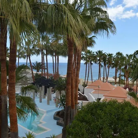 Apart Otel Bahia Calma