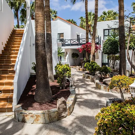 Lejlighedshotel Bahia Calma 4*
