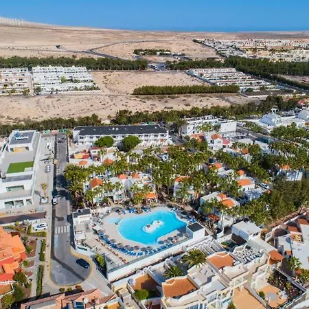 Lägenhetshotell Bahia Calma 4*