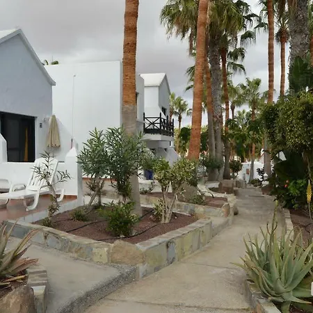 Апарт-отель Bahia Calma Коста Калма