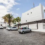 شقة فندقية Bahia Calma 4*